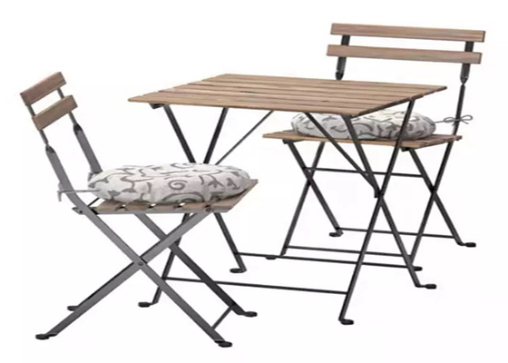 Tabelas e cadeiras de madeira do jardim para a mobília exterior